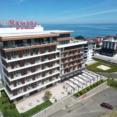 Готель Ramada By Wyndham Giresun Piraziz Екстер'єр фото