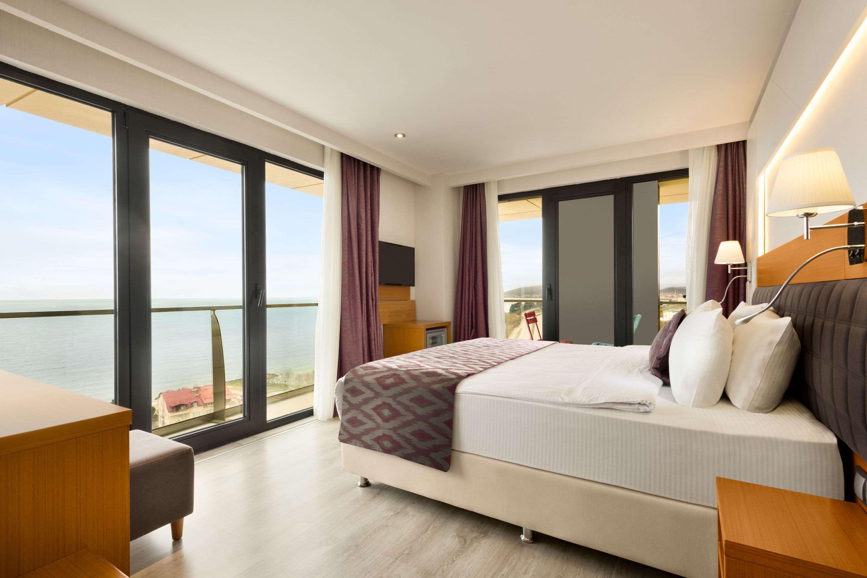 Готель Ramada By Wyndham Giresun Piraziz Екстер'єр фото