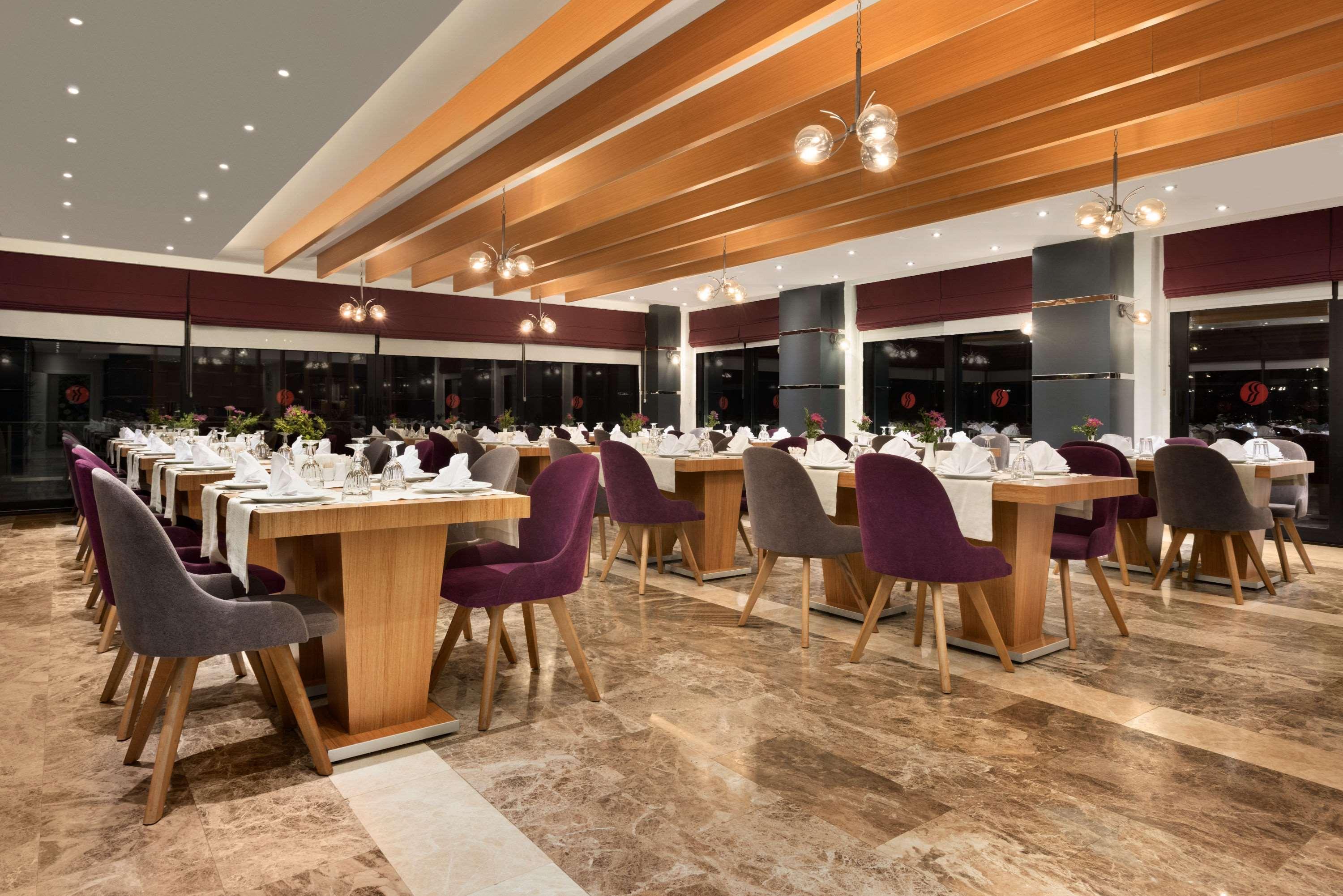 Готель Ramada By Wyndham Giresun Piraziz Екстер'єр фото