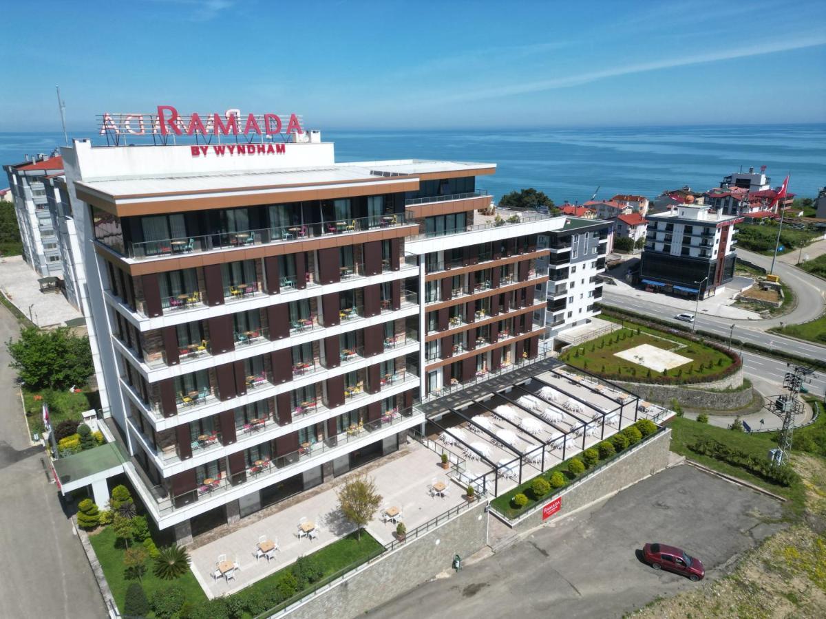 Готель Ramada By Wyndham Giresun Piraziz Екстер'єр фото